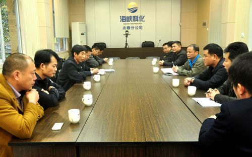 泉州交通局節(jié)前到永春分公司進行危貨運輸檢查。（陳宏金）[3].jpg