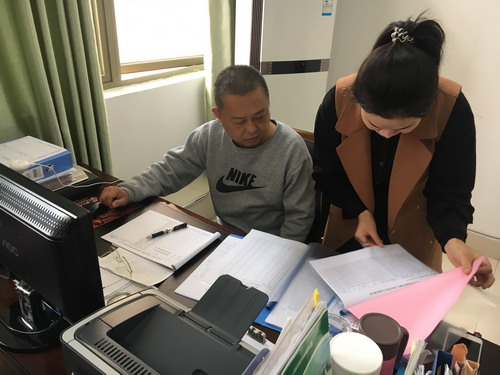 鐘惠：新羅區(qū)交通局檢查組到龍巖分公司檢查指導工作_調(diào)整大小.jpg