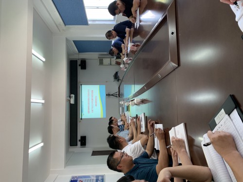 格式工廠福安郭丹桂：海峽科化公司黨委委員、副總經(jīng)理黃卿延到福安分公司開展民爆市場營銷策略課題調(diào)研.jpg